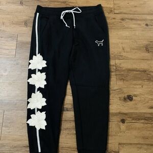 PINK Victoria's Secret Appliqué floral jogger pants L